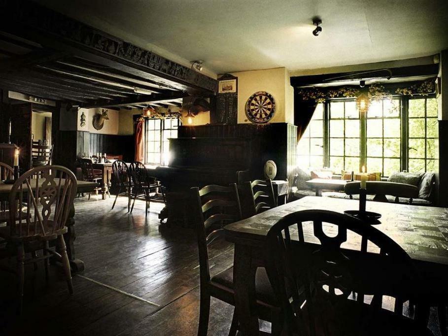 The Blackboys Inn Framfield ภายนอก รูปภาพ